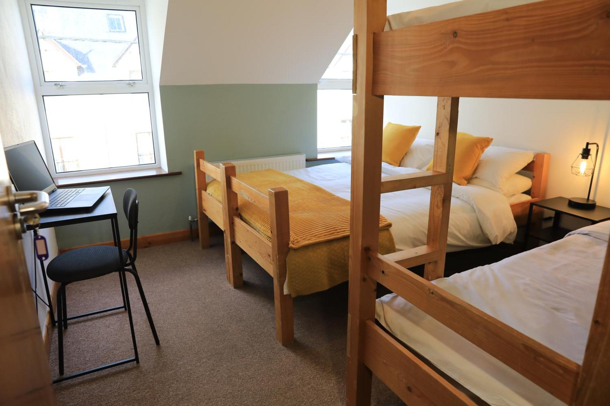 Glengarriff Hostel Esterno foto